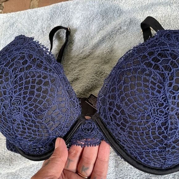 VICTORIA'S SECRET VERY SEXY PUSH UP BRA 34DDD Black Blue Overlay - Picture 2 of 5